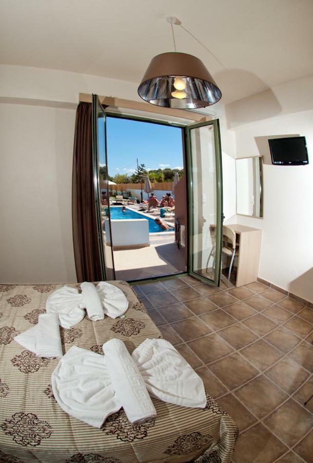 Stella-Katrin Hotel Platanes  Bagian luar foto