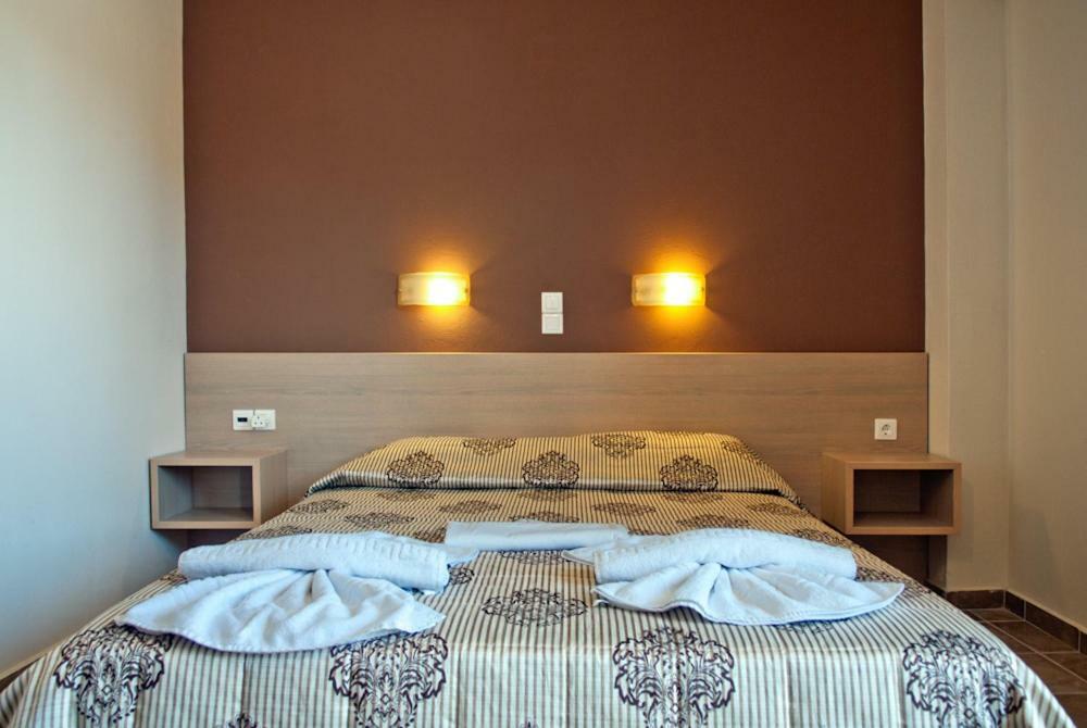 Stella-Katrin Hotel Platanes  Bagian luar foto