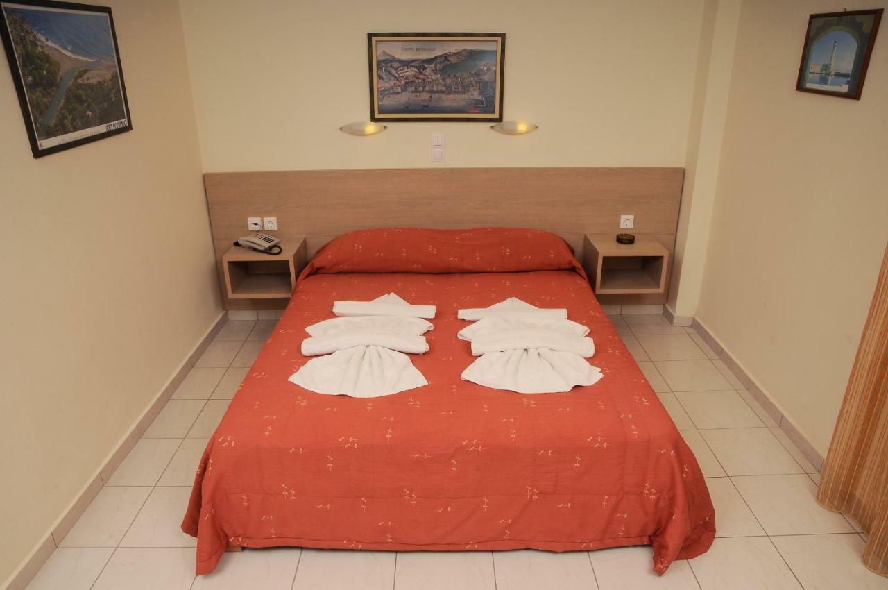Stella-Katrin Hotel Platanes  Bagian luar foto